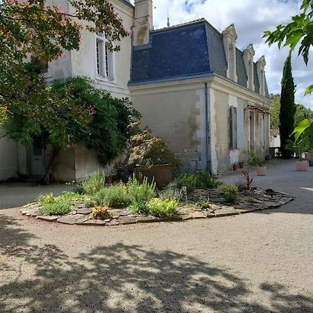 La Grelauderie 8 Apartment Saintes Exterior photo